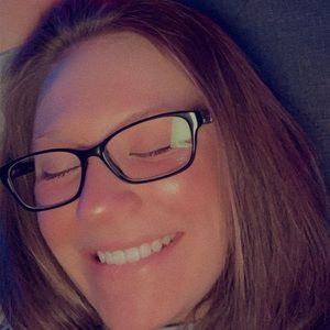 Meet your Posher, Cecilia